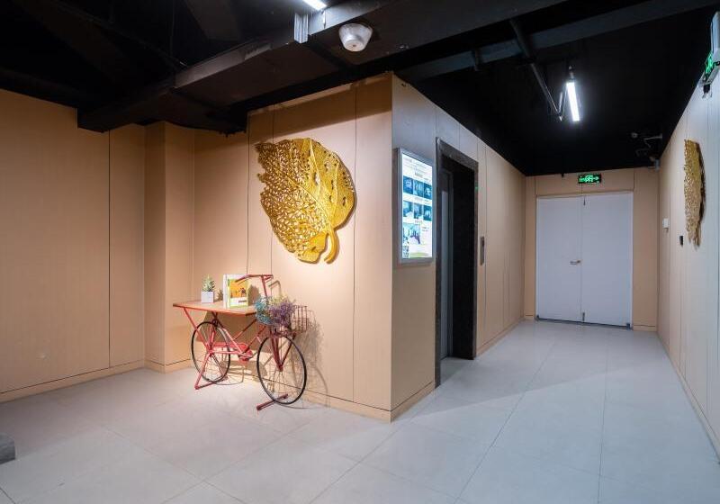 Отель Greentree Inn Jiangsu Wuxi Nanchang Walking Street Tongyang Road Business