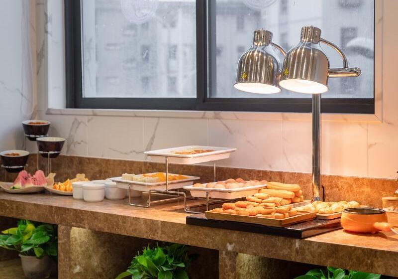 Отель Greentree Inn Jiangsu Wuxi Nanchang Walking Street Tongyang Road Business