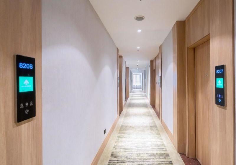 Отель Greentree Inn Jiangsu Wuxi Nanchang Walking Street Tongyang Road Business