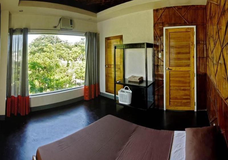 Отель La Place Guesthouse