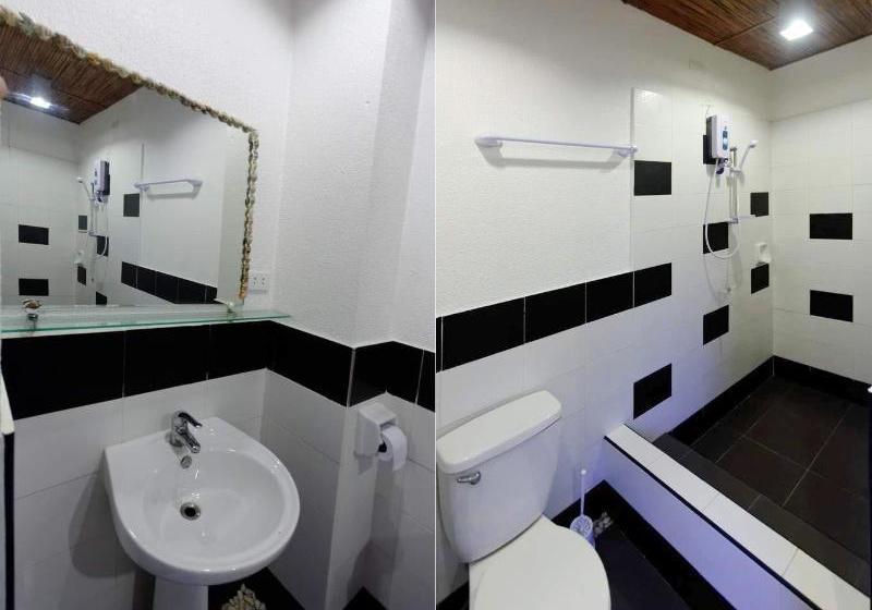 Отель La Place Guesthouse