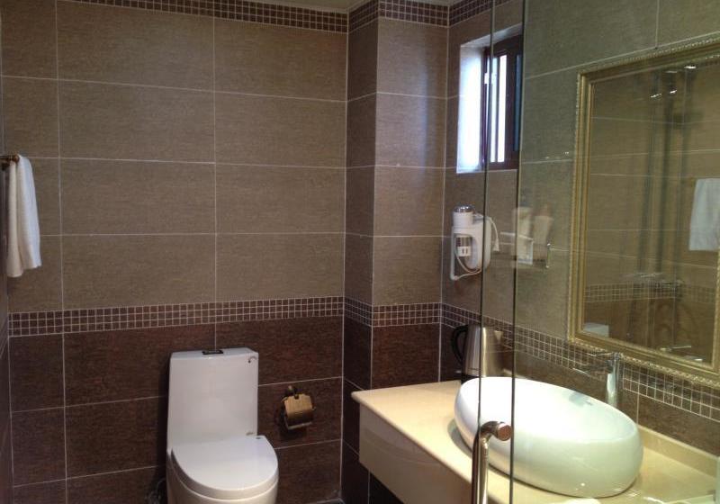 Отель Shangrila Lanxi Boutique Inn