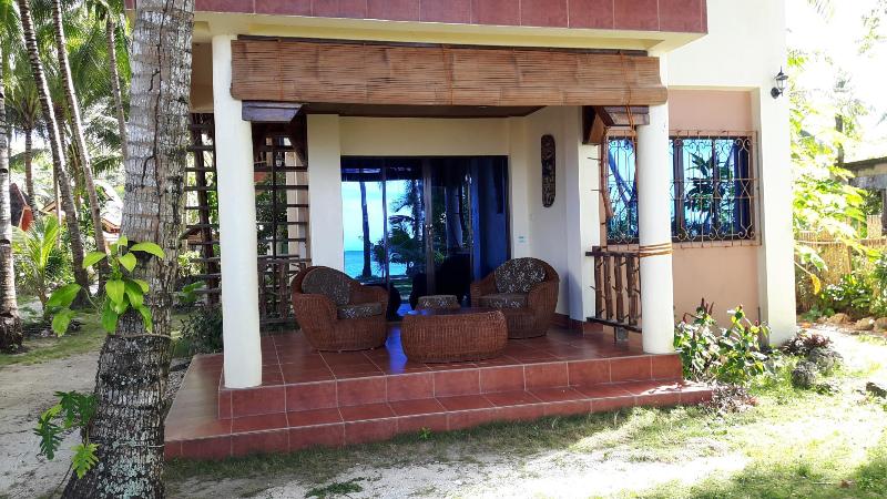 فندق Treasure Island Beach Bungalows