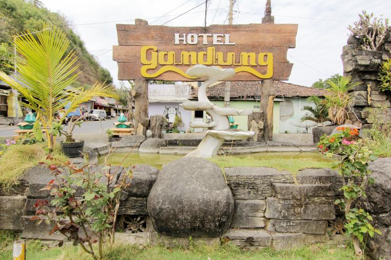 بنسيون Gandung