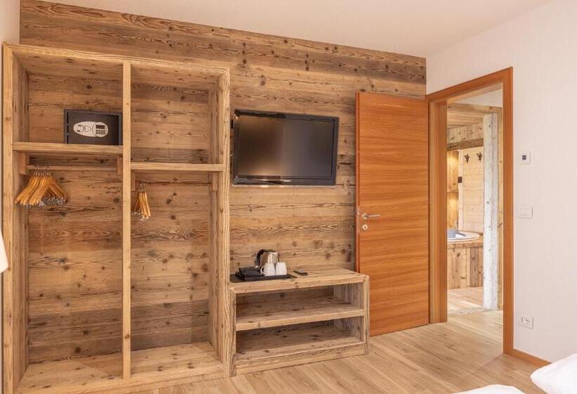 旅馆 Giallo Dolomiti Wellness