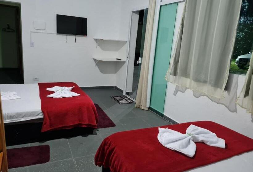 ユースホステル Porto Suítes Peruíbe