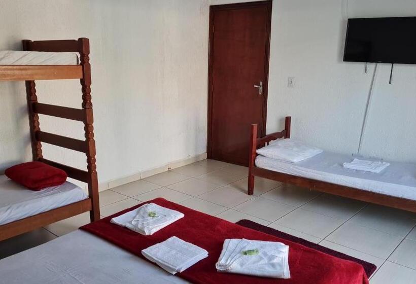 ユースホステル Porto Suítes Peruíbe