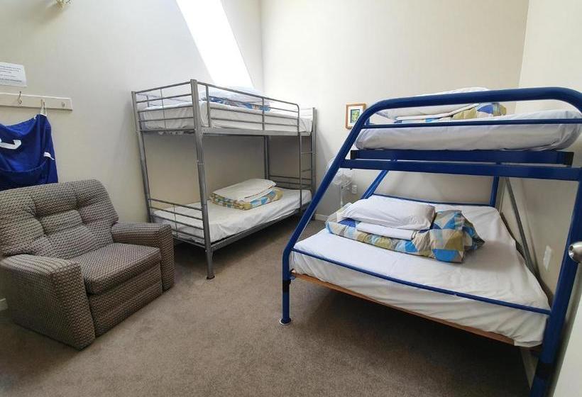הוסטל Stay In Tekapo Backpackers
