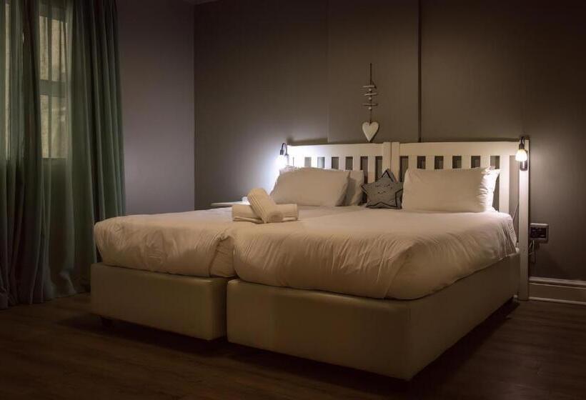 Beach Club Self Catering Apartments