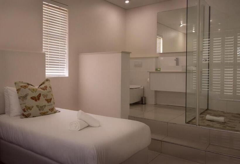 Beach Club Self Catering Apartments