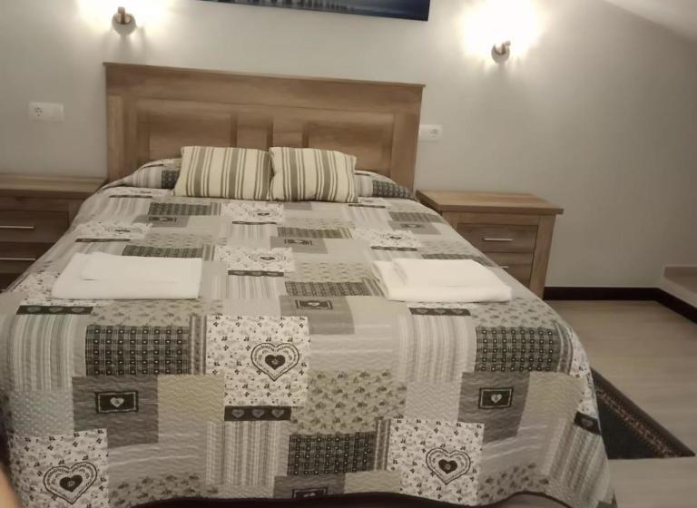 تختخواب و صبحانه Boutique Algarrobo