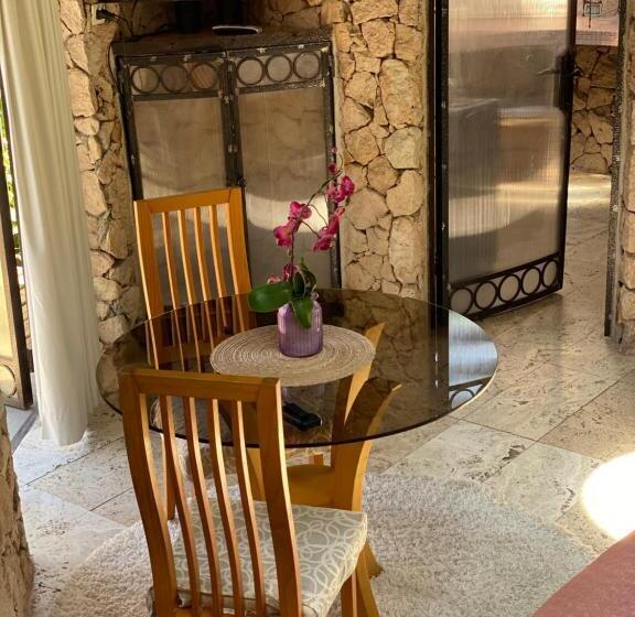 مبيت وإفطار Cabañas Caballieri