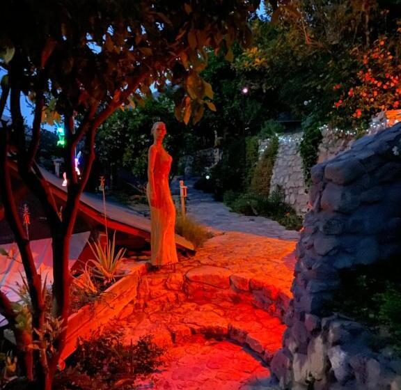 مبيت وإفطار Cabañas Caballieri