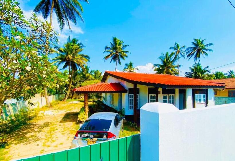 مبيت وإفطار Kanchan Beach Front Villa