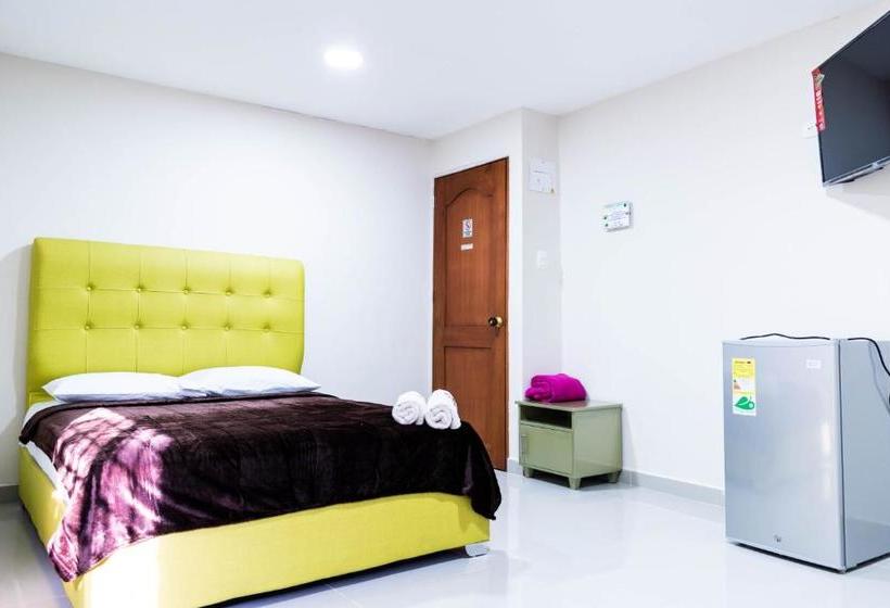 Отель Fundacooedumag Centro