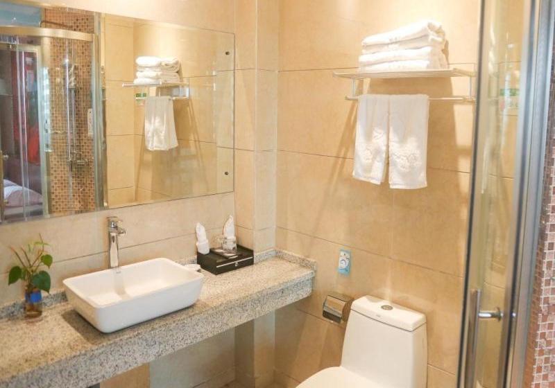 Отель Greentree Alliance Chaohu City Guishan Road