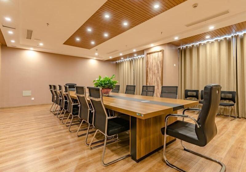 בית מלון כפרי Greentree Inn Taian High Speed Railway Station Lingshan Avenue Business