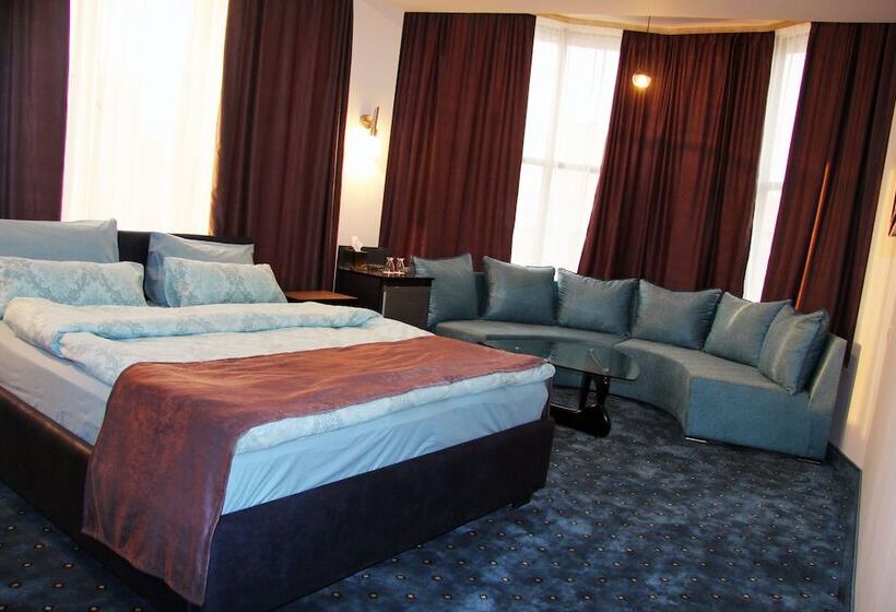 Nice Hotel Yerevan