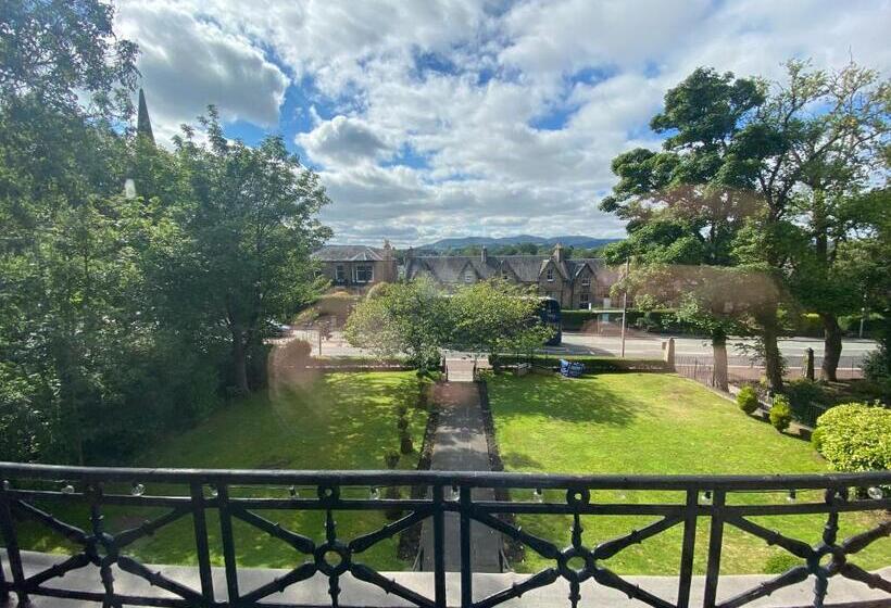 호텔 No6 West Coates