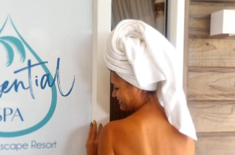 هتل Ocean Escape Resort & Spa