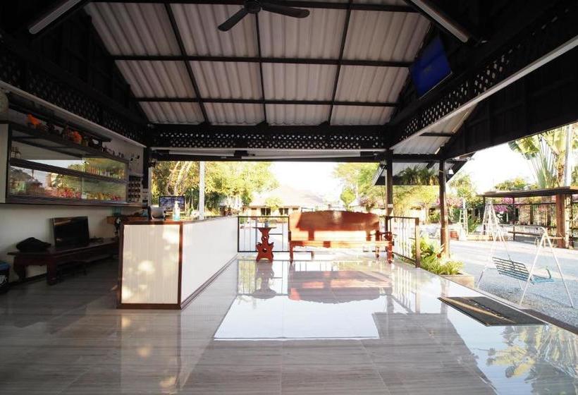 هتل Oyo 911 Suanphai Resort