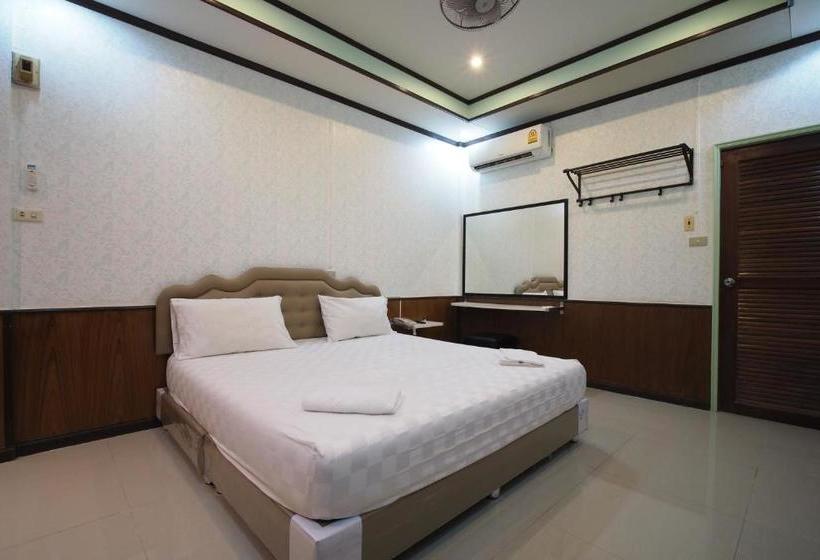 هتل Oyo 911 Suanphai Resort