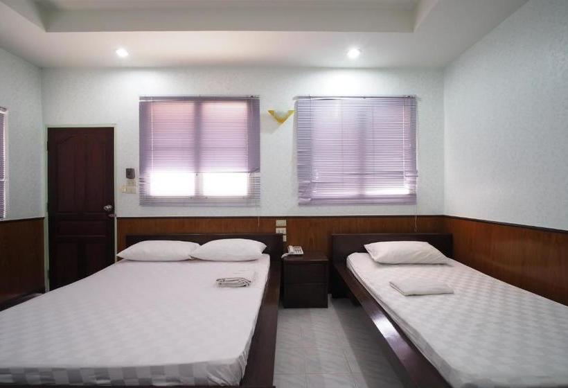 هتل Oyo 911 Suanphai Resort