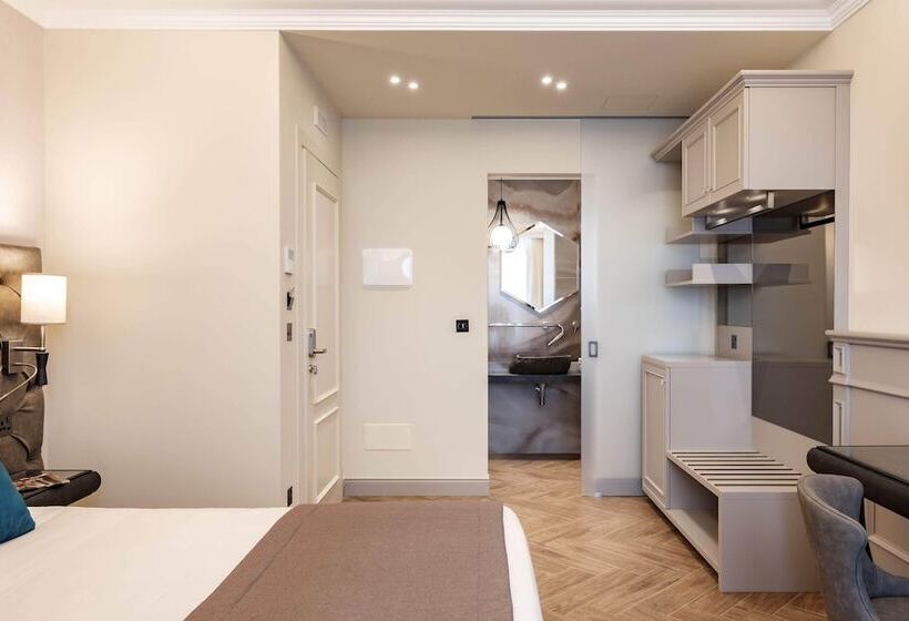 هتل Pjazza Merkanti Boutique Living