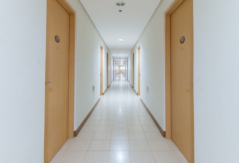 ホテル Reddoorz Premium @ Smdc Fairview 2