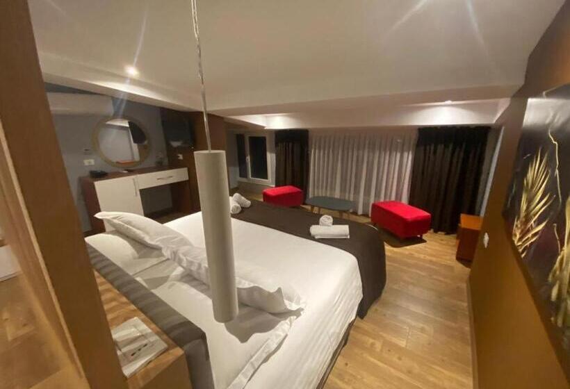Olivar Hotel Tirana