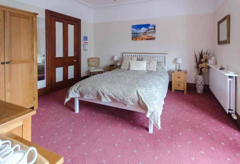 פנסיון Abacourt House