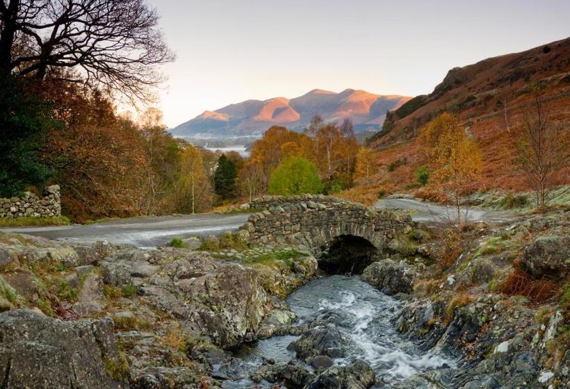 פנסיון Abacourt House