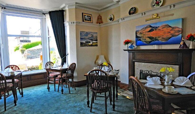 פנסיון Abacourt House