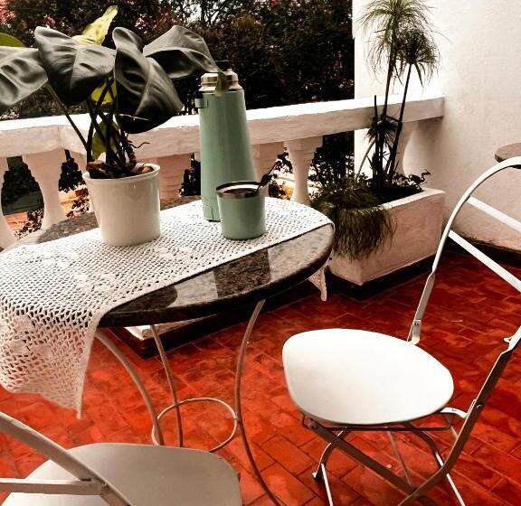 פנסיון Calchaquíes Home Hostel