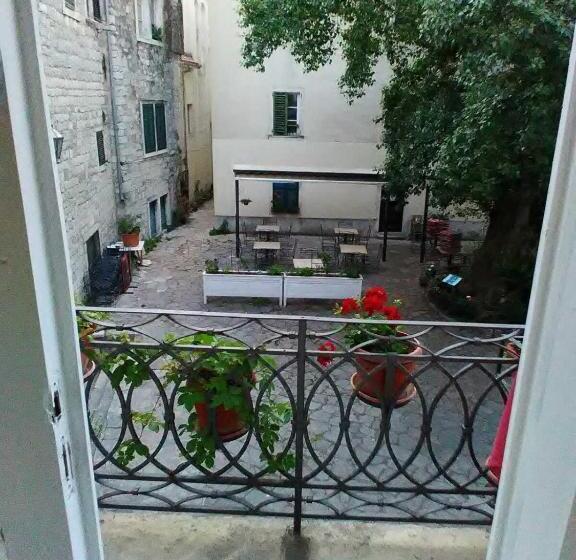 پانسیون Guesthouse Nikoleta