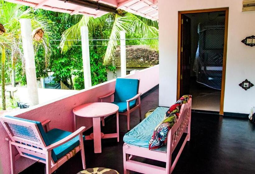 פנסיון Mommy House Unawatuna Nalaka