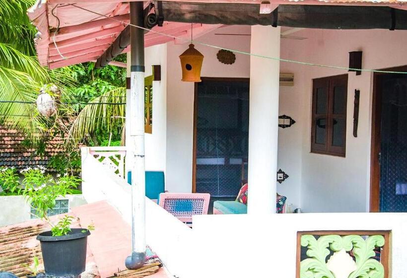 פנסיון Mommy House Unawatuna Nalaka