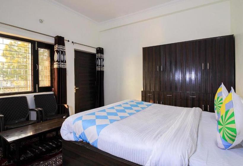 פנסיון Oyo Home 70640 Decent Cottage Padampuri