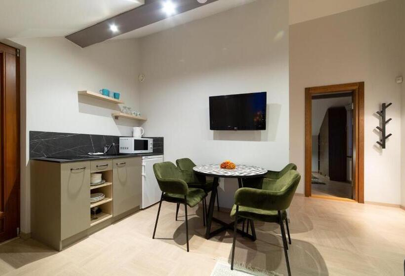 پانسیون Rasos Vila