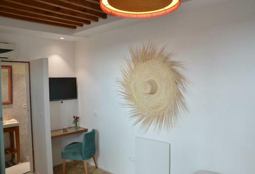 پانسیون Riad Louane