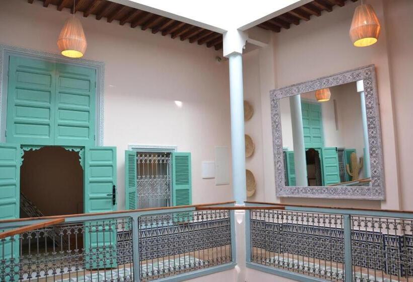 پانسیون Riad Louane