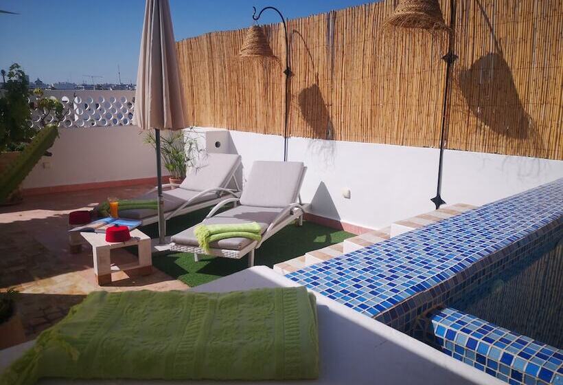 پانسیون Riad Louane