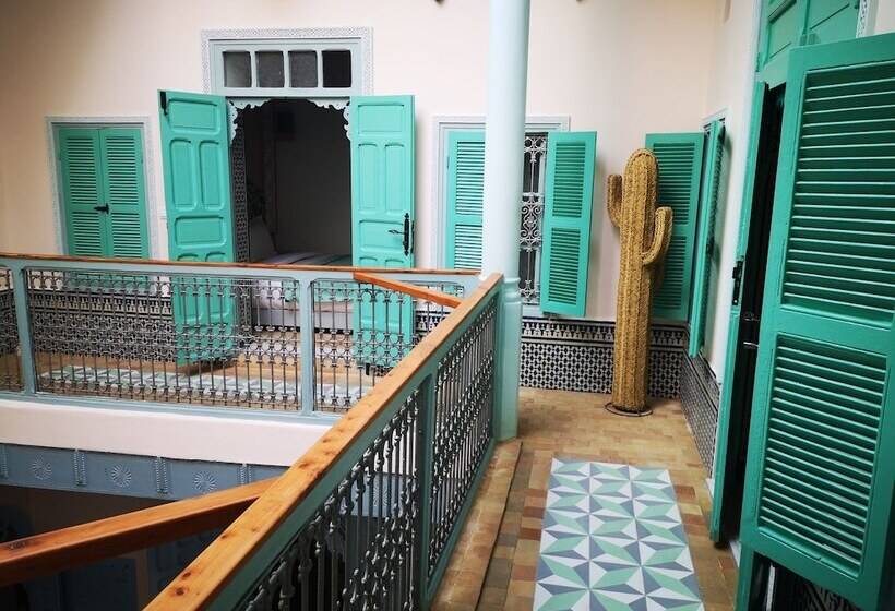 پانسیون Riad Louane