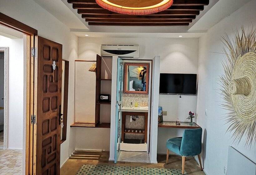 پانسیون Riad Louane