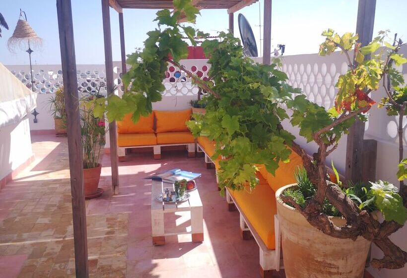 پانسیون Riad Louane