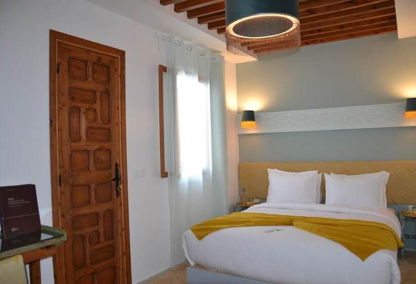 پانسیون Riad Louane