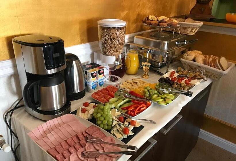 بنسيون Vila 18 Hotel Boutique