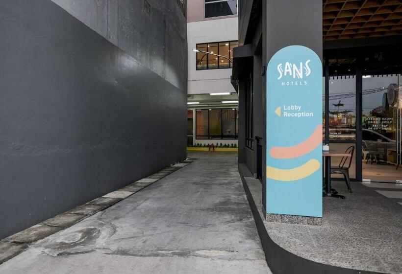 Sans Hotel Puri Indah Jakarta