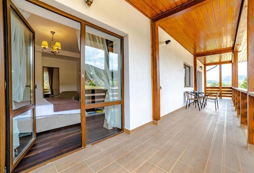 Yael Luxury Apartments 3