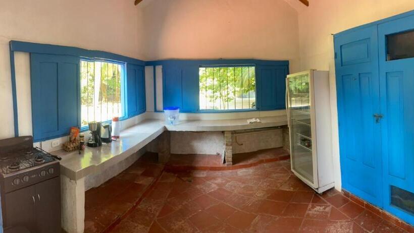 ユースホステル Finca Del Rio Palomino